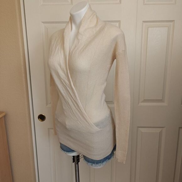 Vince fitted cashmere pullover wrap sweater sz XS - Picture 3 of 9